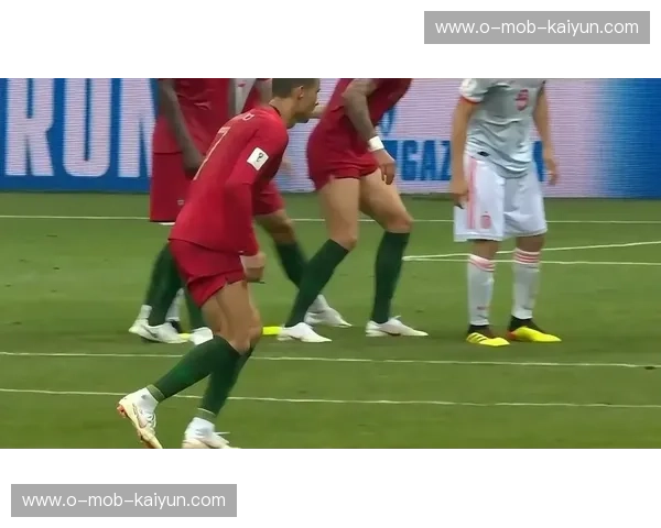 一脚定乾坤：关于射门的技艺与装备